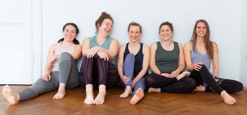 JULIBLUE-fitness-graz-Trainerinnen