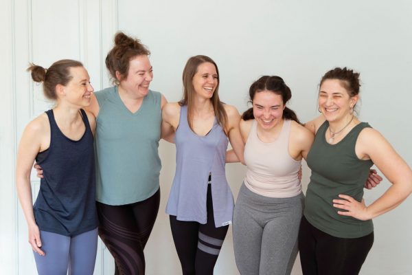 JULIBLUE_fitness-Trainerinnen-Gruppe